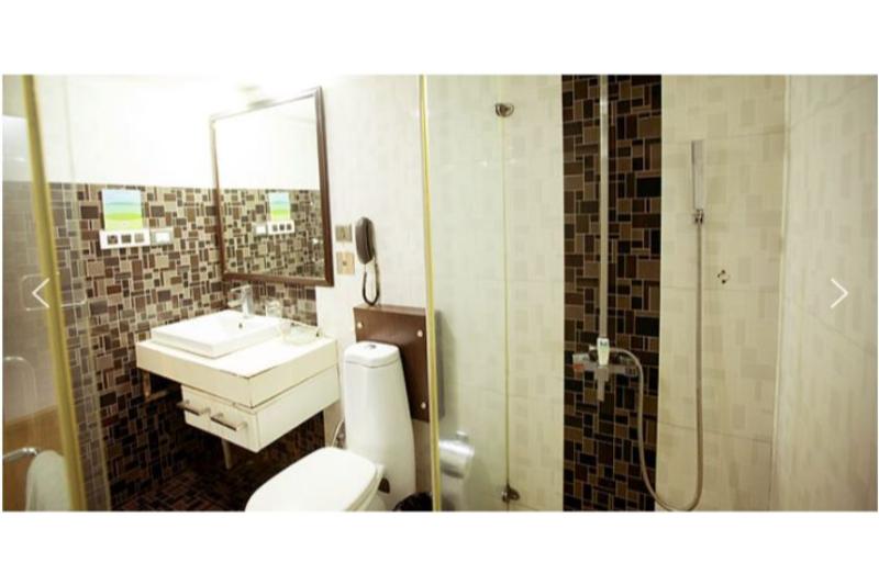 Отель Confident Propus