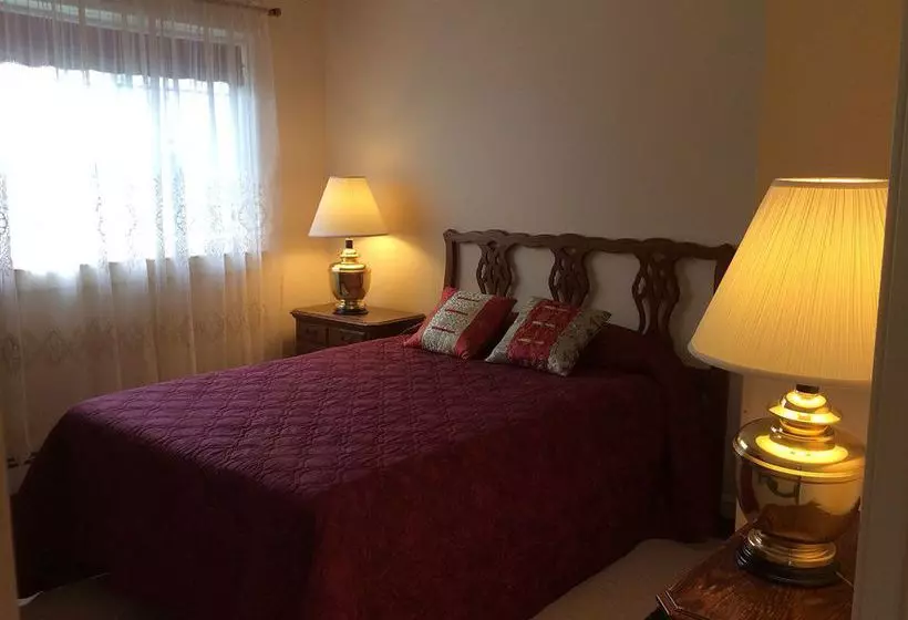 فندق Handys Extended Stay Suites Colchester