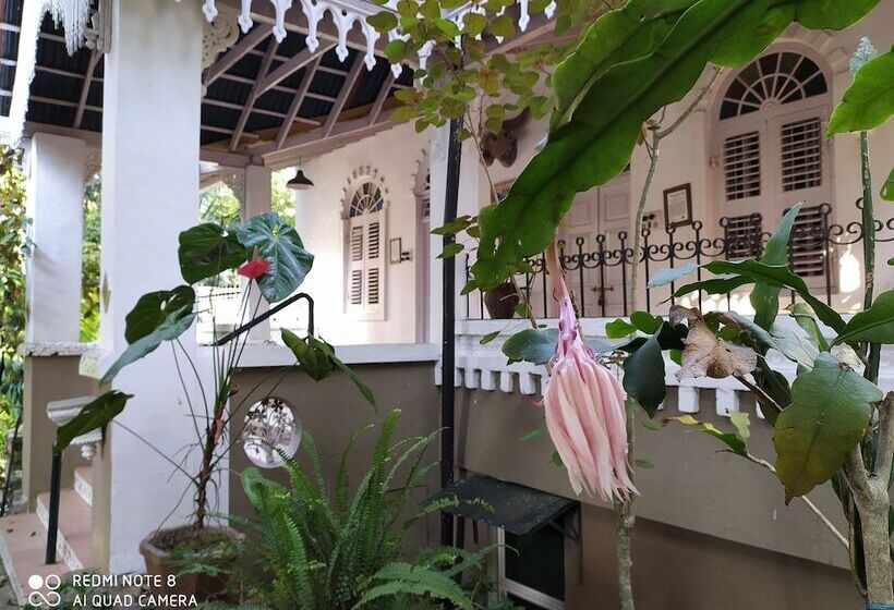 فندق Indeco Lake Forest