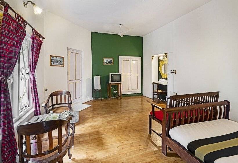 فندق Indeco Lake Forest