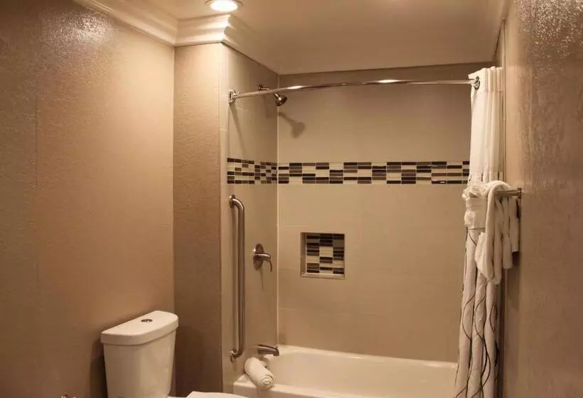 בית מלון כפרי Inn At Highway 1