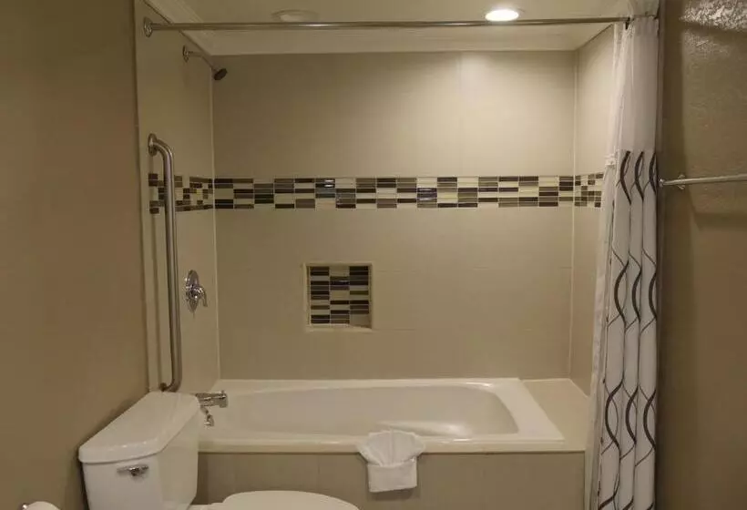 בית מלון כפרי Inn At Highway 1