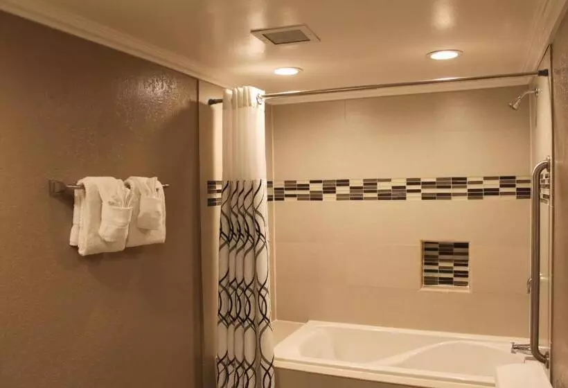 בית מלון כפרי Inn At Highway 1