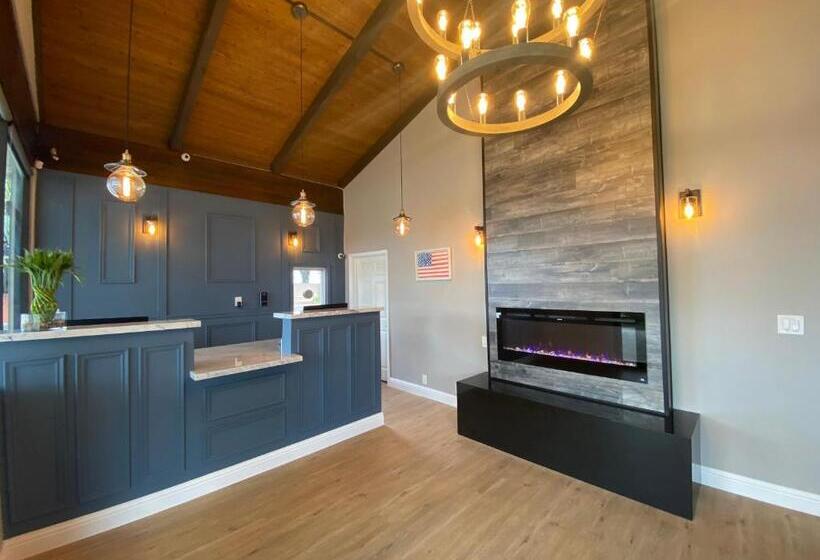 فندق Inn At Highway 1