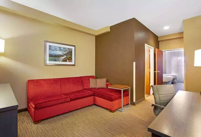 Отель La Quinta By Wyndham Boone