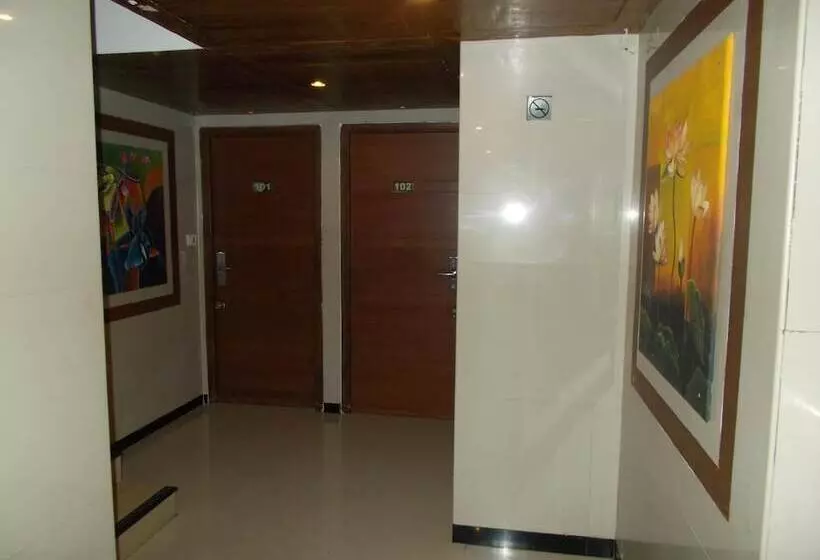 فندق Lotus Bay View