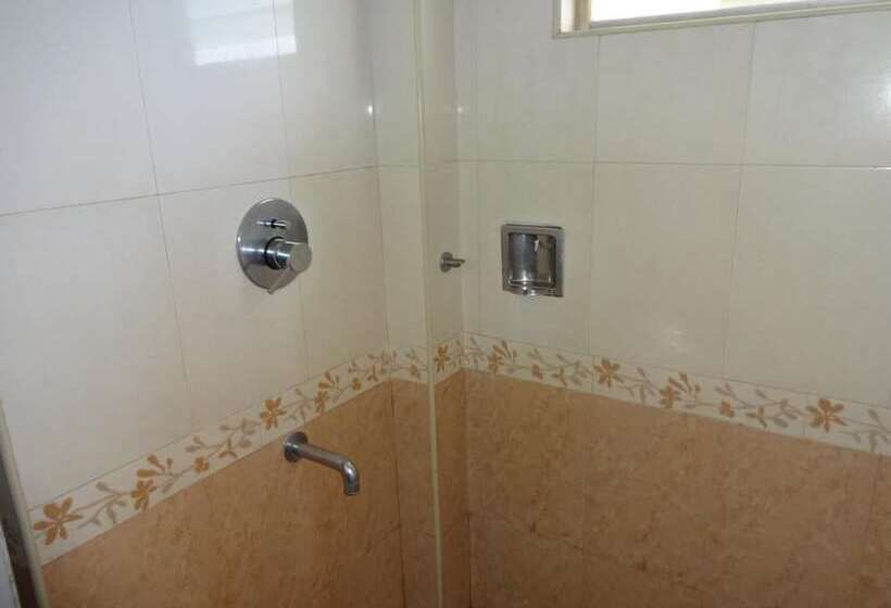 בית מלון כפרי Lotus Bay View