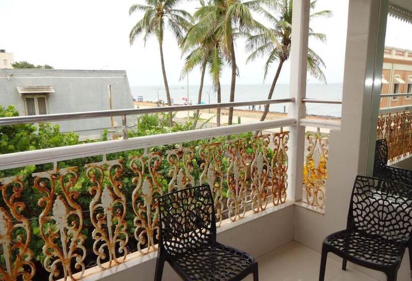 בית מלון כפרי Lotus Bay View