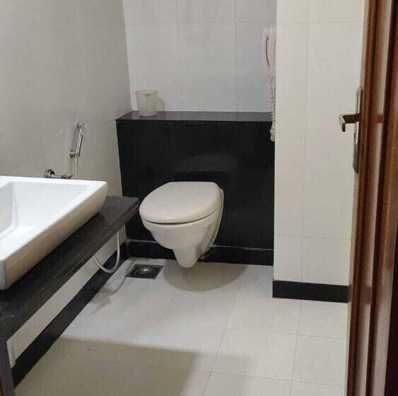 בית מלון כפרי Mayura