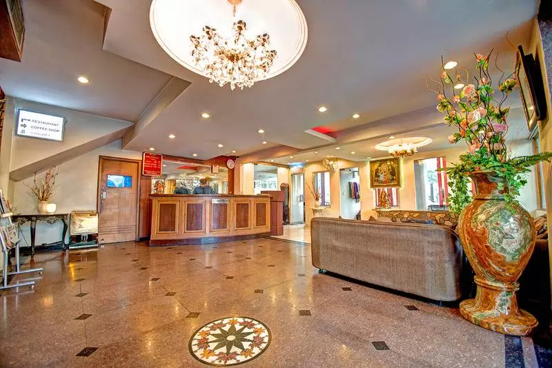 Отель Pr Residency