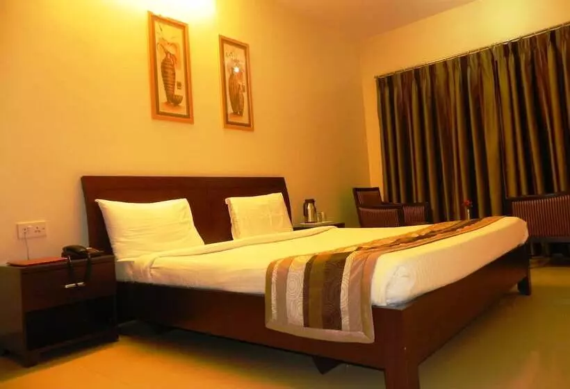 Hotelli Collection O Reeva Regency