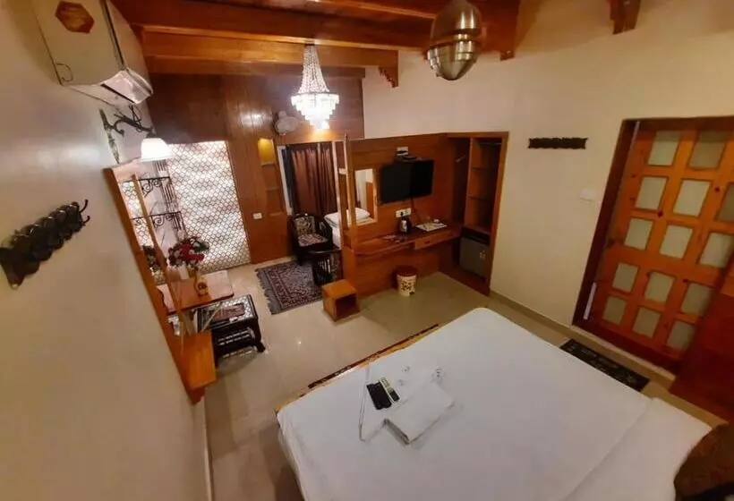 Hotel Temple On Ganges