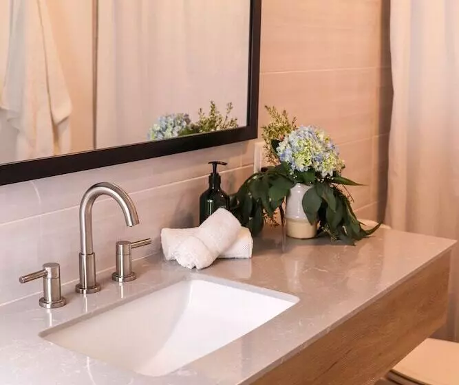 酒店 The Surfbreak