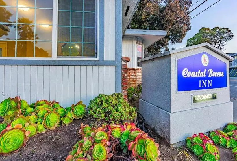 Motelli Coastal Breeze Inn