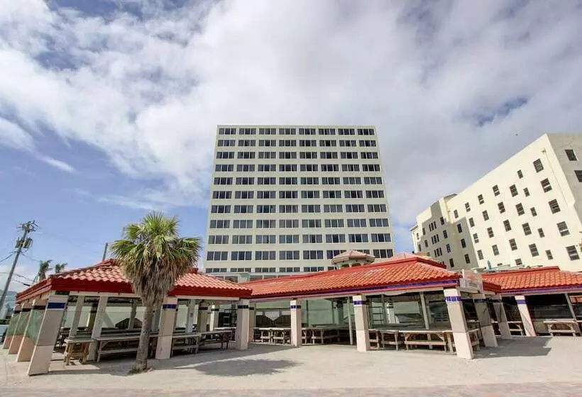 Lomakeskus Hollywood Beach Tower