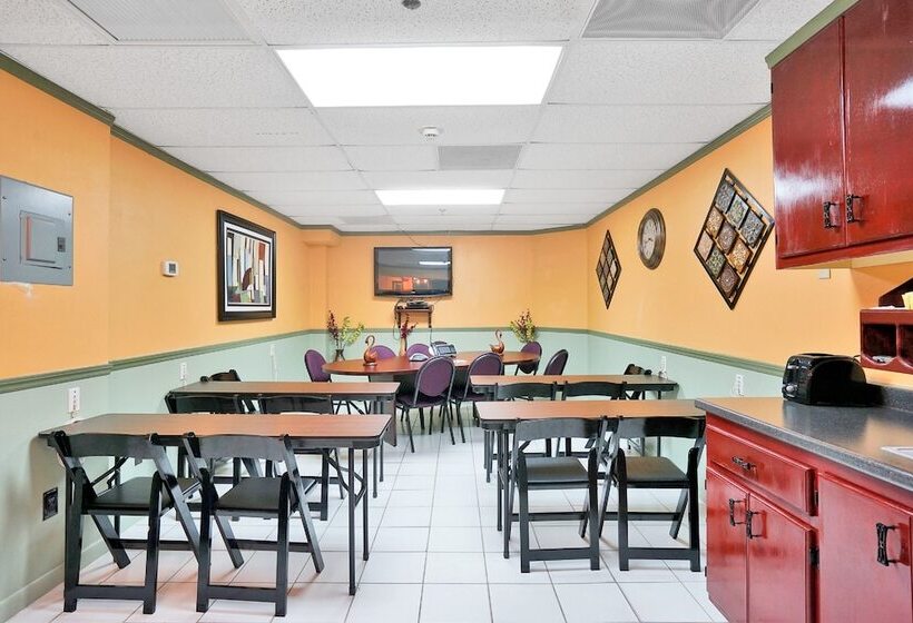 منتجع Hollywood Beach Tower