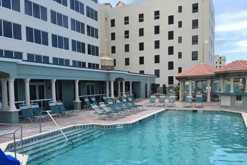 Lomakeskus Hollywood Beach Tower