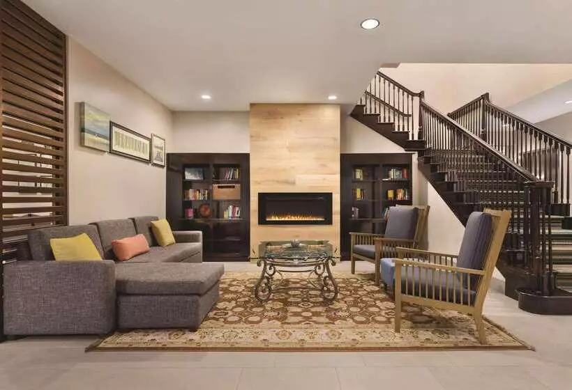 هتل Country Inn & Suites By Radisson, Madison, Al