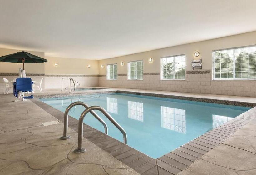 בית מלון כפרי Country Inn & Suites By Radisson, Madison, Al