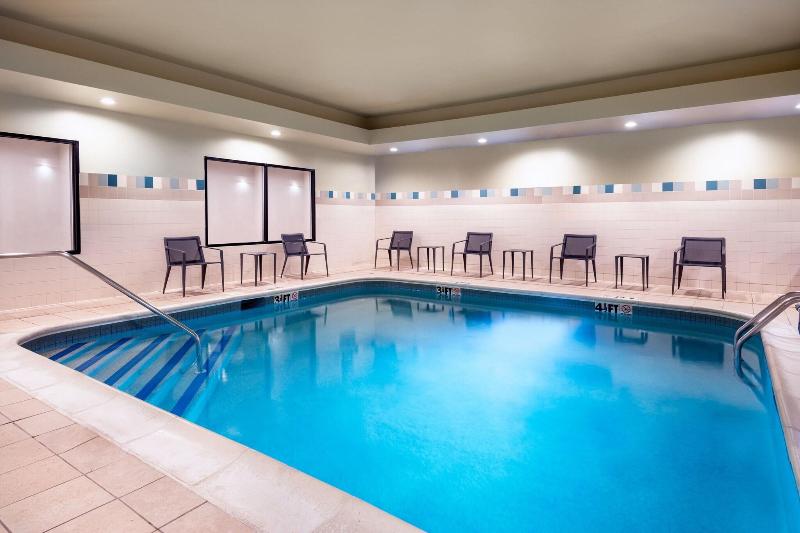 فندق Courtyard By Marriott Danbury