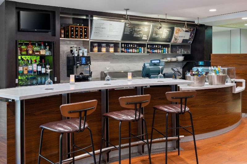 فندق Courtyard By Marriott Danbury