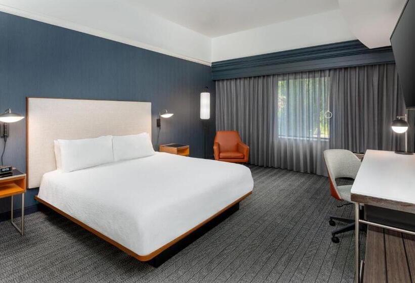 فندق Courtyard By Marriott Danbury