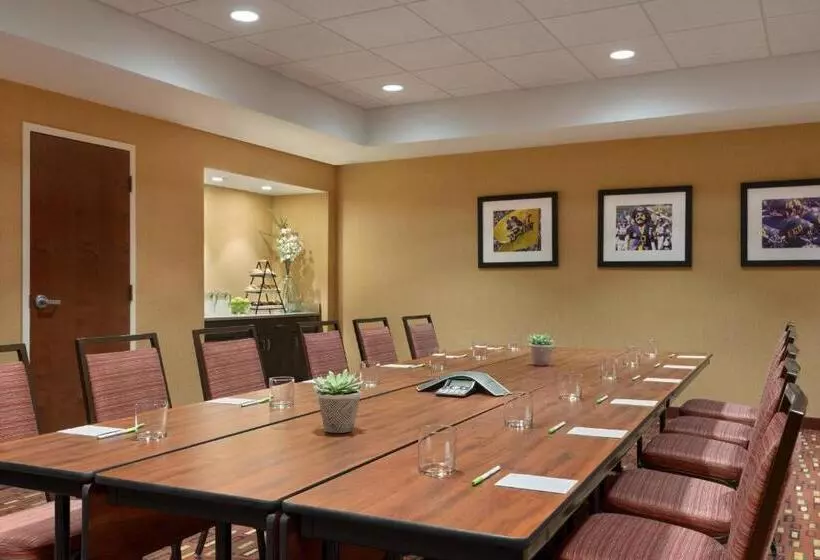 酒店 Courtyard Greenville