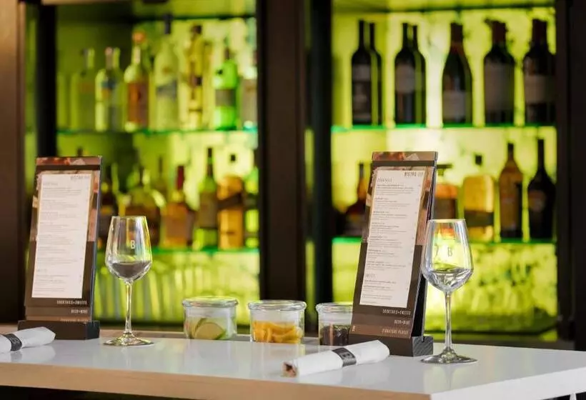 酒店 Courtyard Greenville