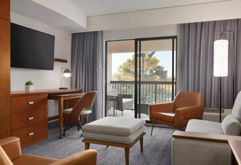 酒店 Courtyard Greenville