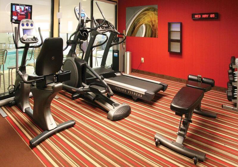 בית מלון כפרי Courtyard By Marriott Rock Hill