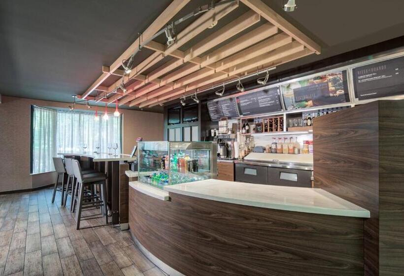 בית מלון כפרי Courtyard By Marriott Rock Hill