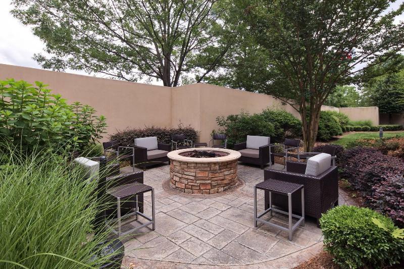 בית מלון כפרי Courtyard By Marriott Rock Hill