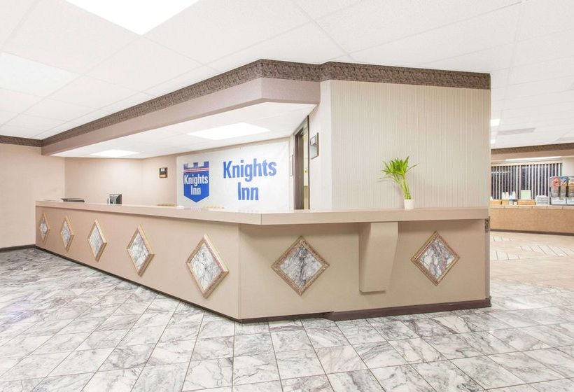 ホテル Knights Inn Roanoke