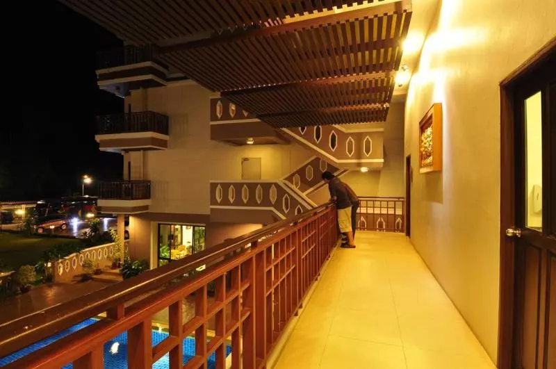 Phanomrung Puri Boutique Hotels And Resorts