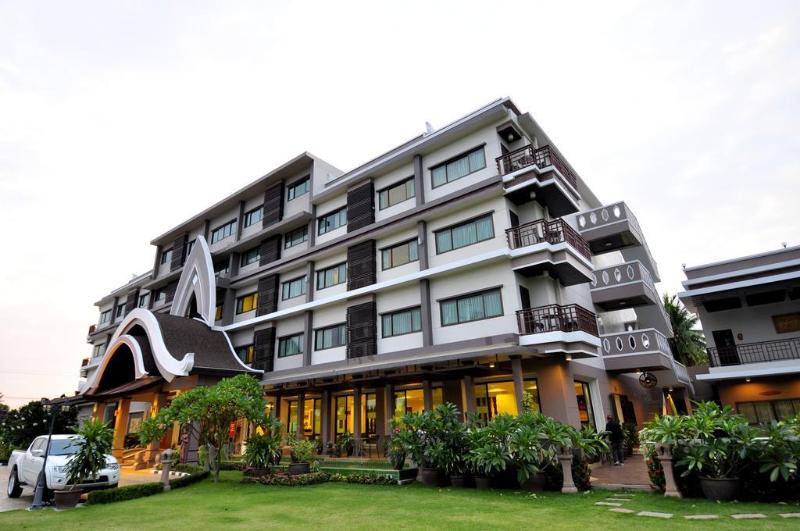 Phanomrung Puri Boutique Hotels And Resorts