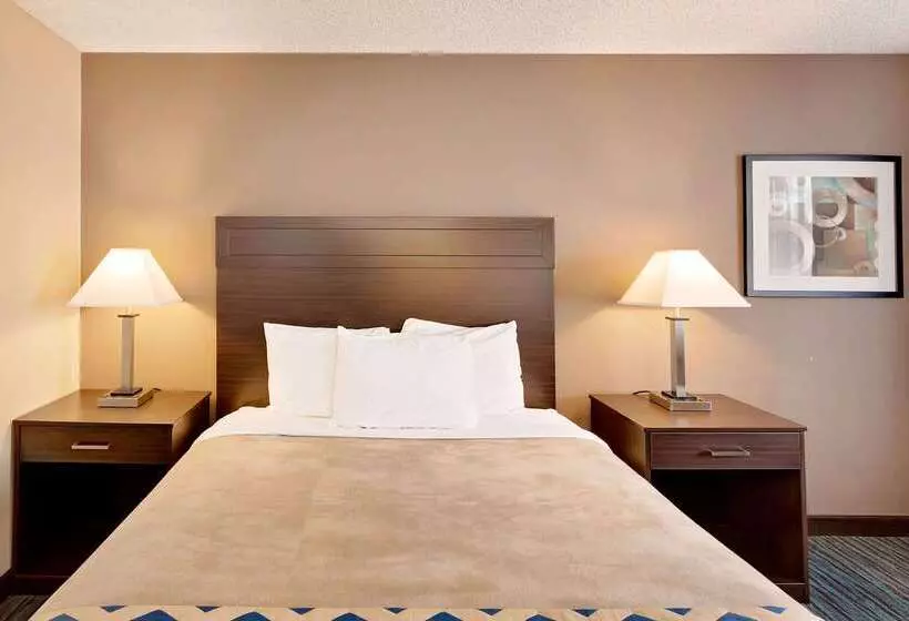 酒店 Travelodge By Wyndham Aberdeen