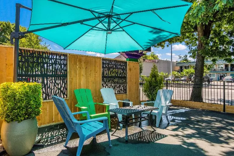 モーテル Signature Inn Eugene
