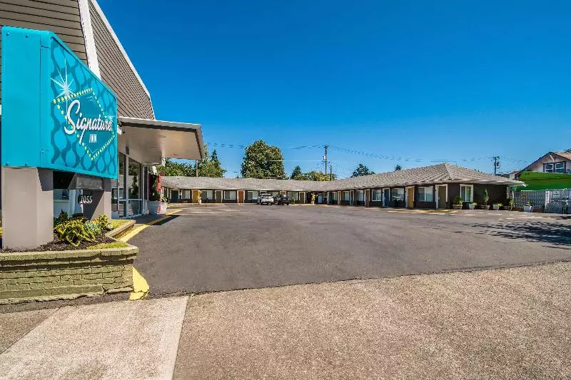モーテル Signature Inn Eugene