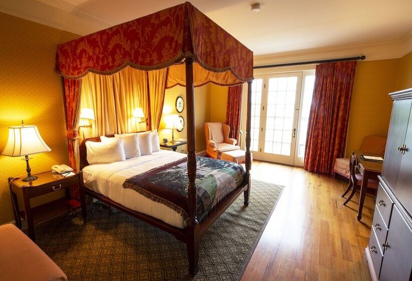 The Berry Hill Resort & Conference Center