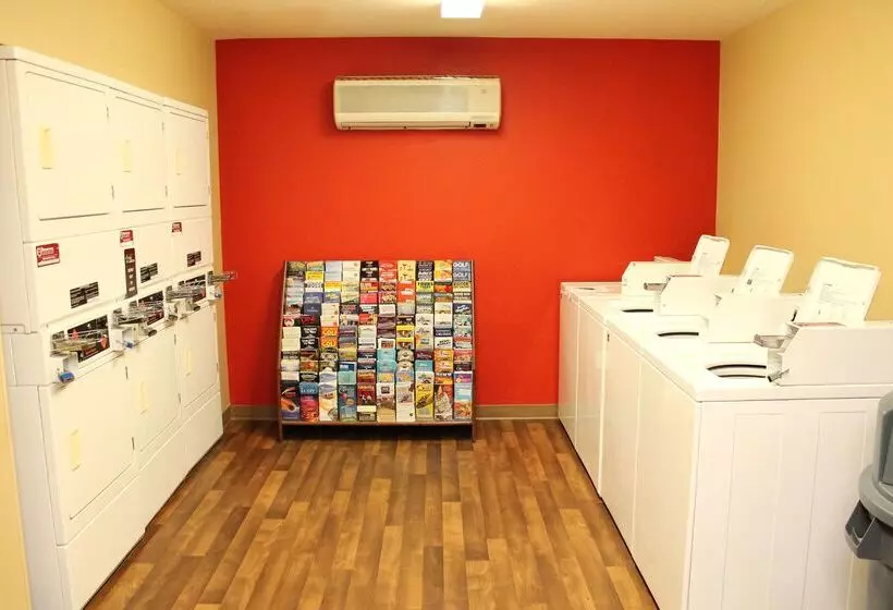 Extended Stay America Suites Palm Springs Airport