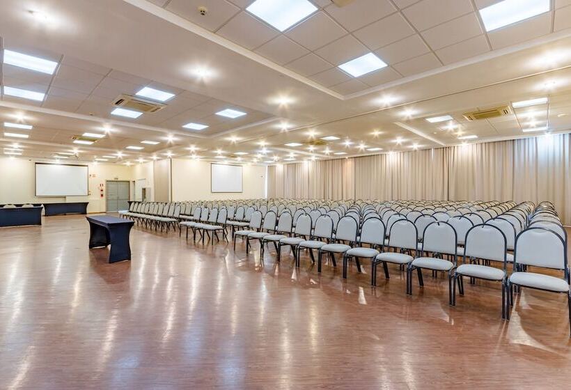 ホテル Bristol Portal Do Iguaçu Curitiba Aeroporto