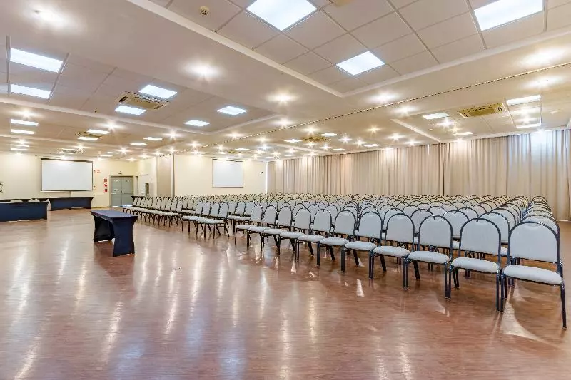 هتل Bristol Portal Do Iguaçu Curitiba Aeroporto