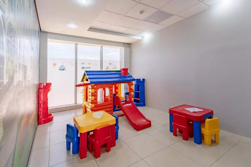 هتل Bristol Portal Do Iguaçu Curitiba Aeroporto