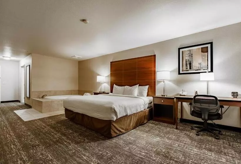 Отель Cobblestone Suites Ripon