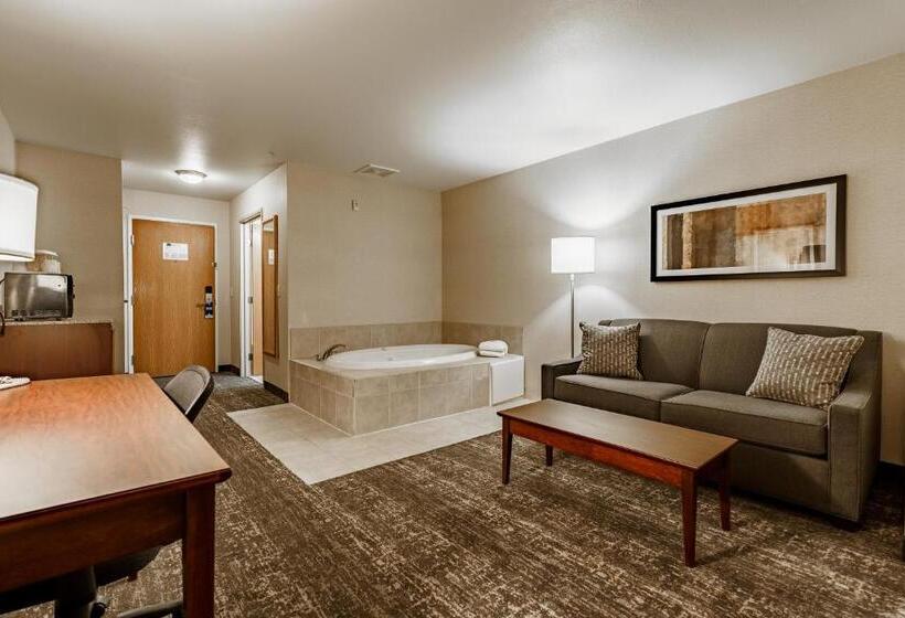 Отель Cobblestone Suites  Ripon