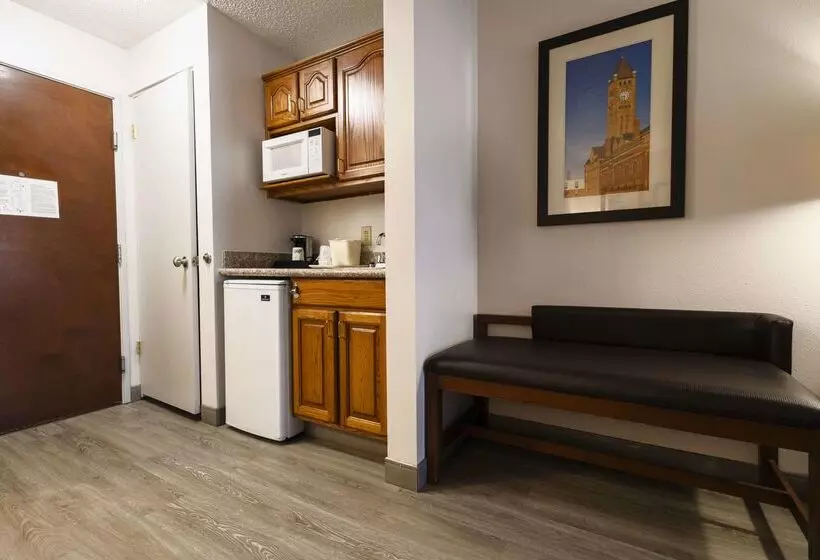 호텔 Comfort Suites