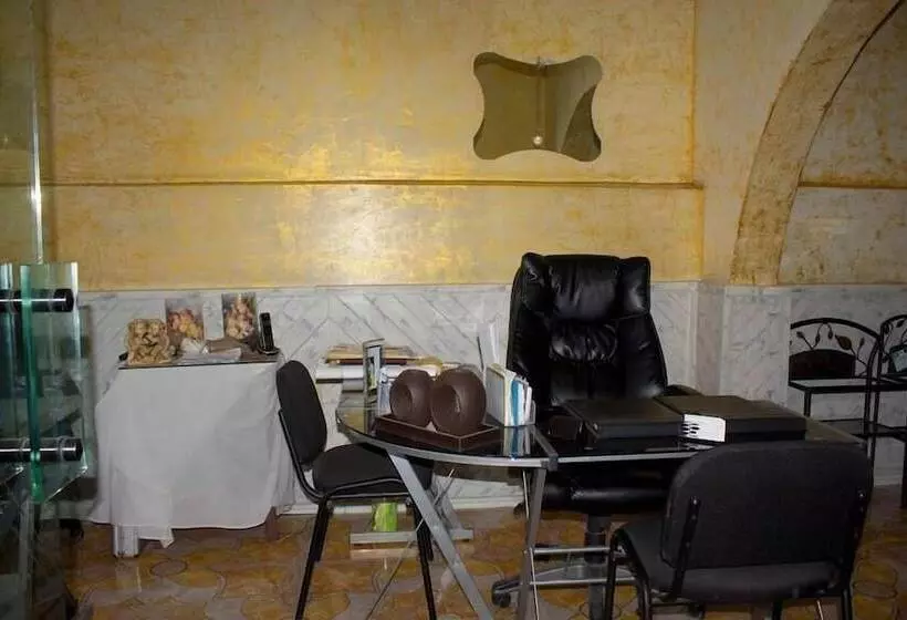 فندق Condesa Americana