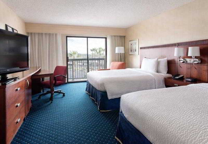 Отель Courtyard Foothill Ranch Irvine East/lake Forest