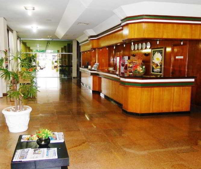 Отель Harbor Self Inn Medianeira