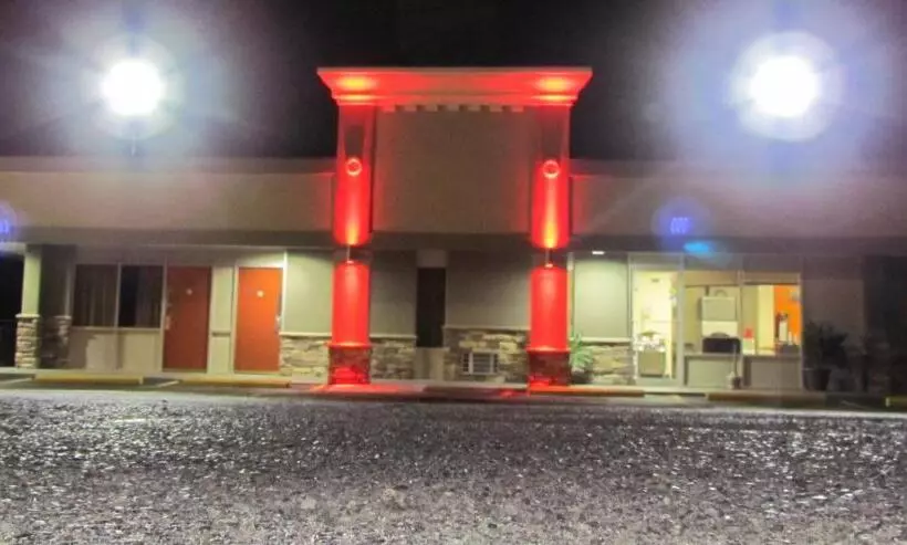 ホテル Red Carpet Inn Augusta